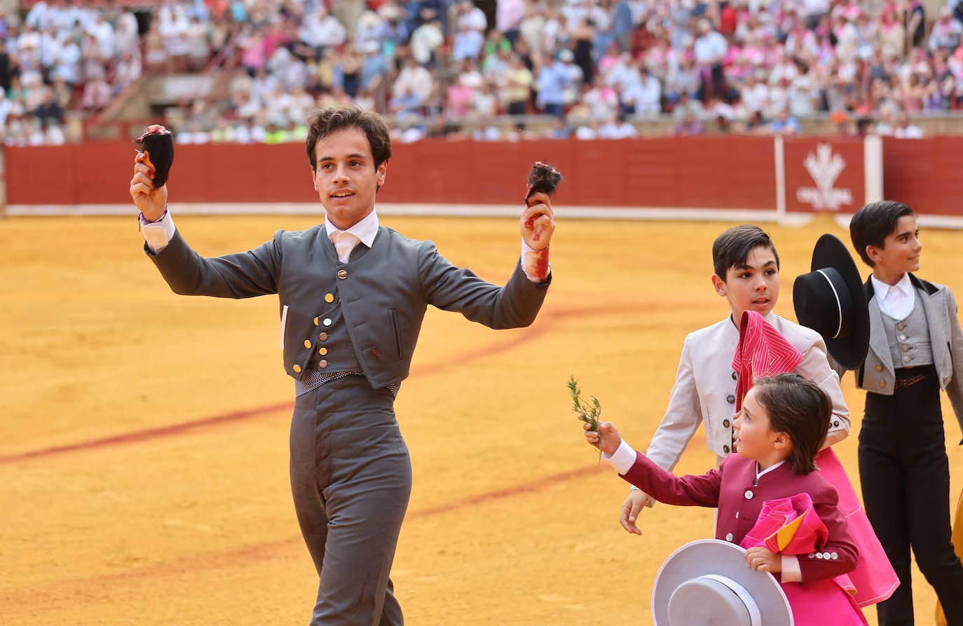 Las mejores fotos de la becerrada de homenaje a la afición cordobesa