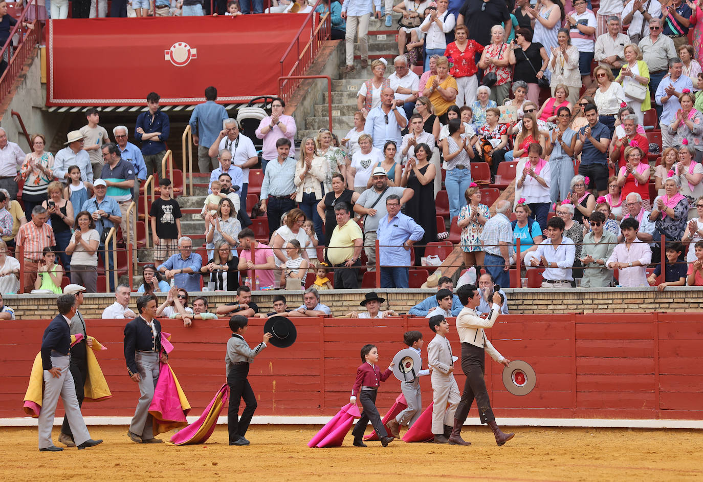 Las mejores fotos de la becerrada de homenaje a la afición cordobesa