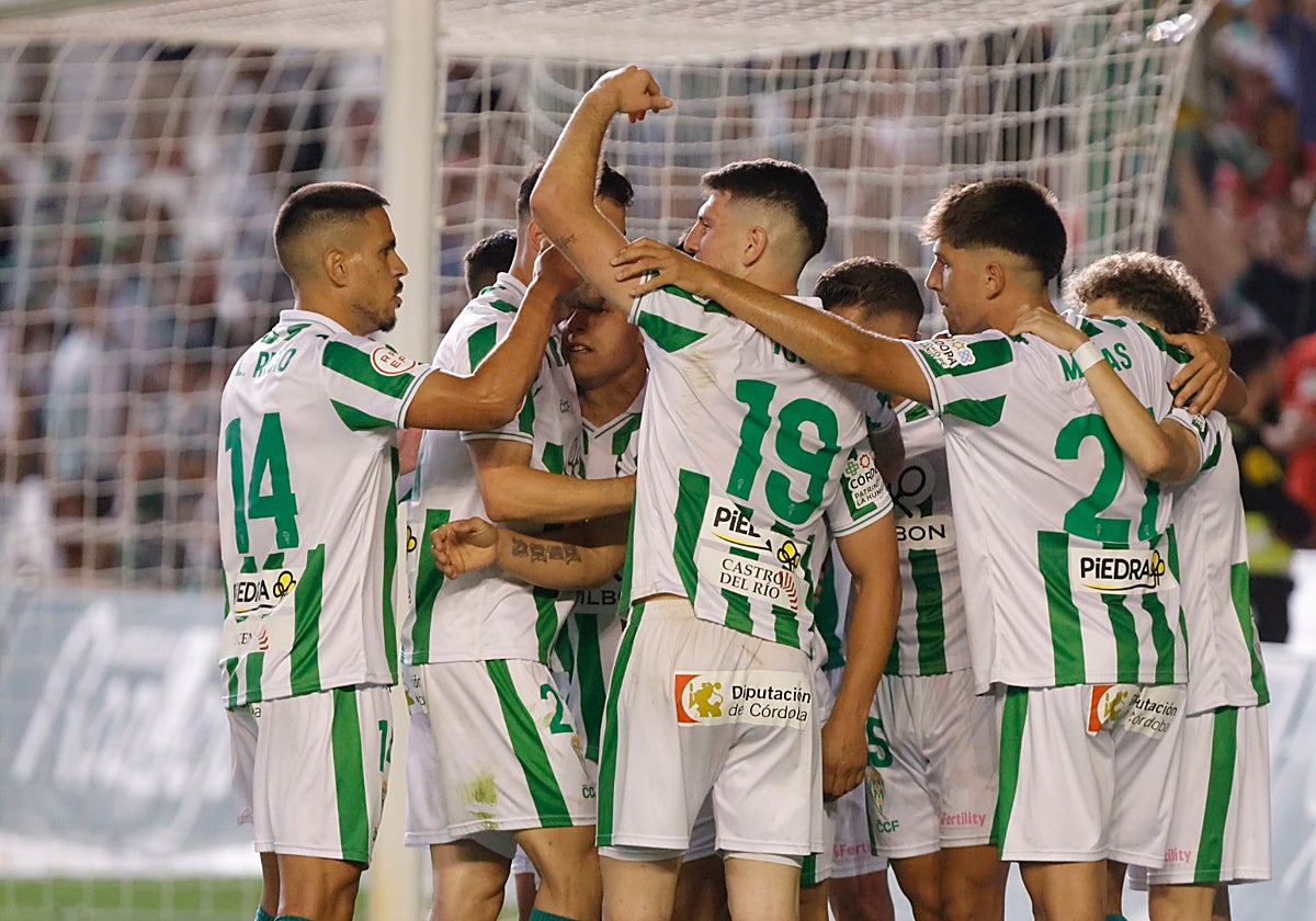 El Córdoba CF celebra el tanto de Kike Márquez
