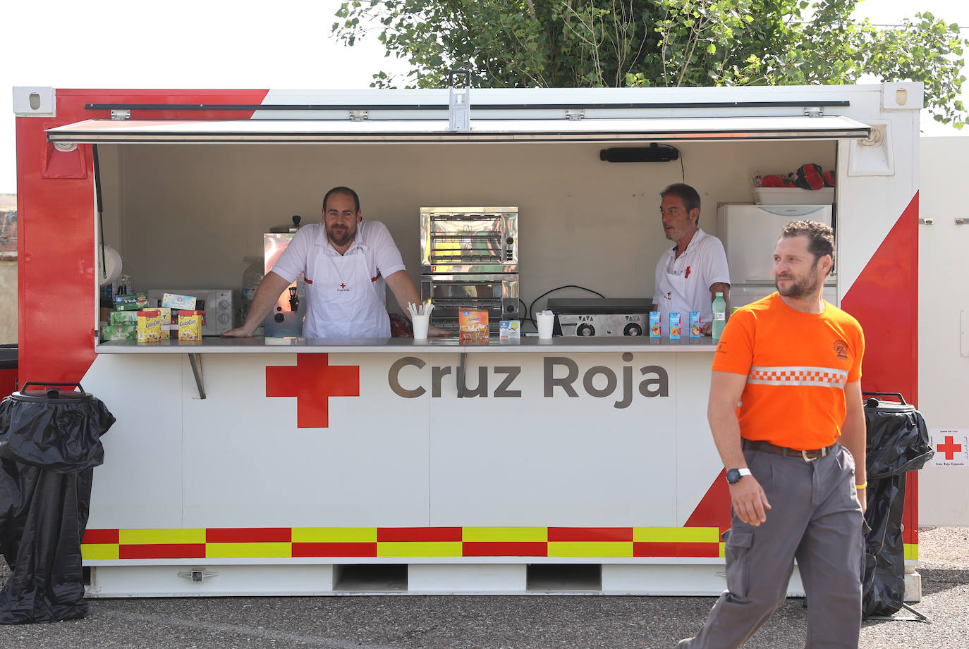 Fotos: así se dirige la lucha contra un incendio forestal en Córdoba
