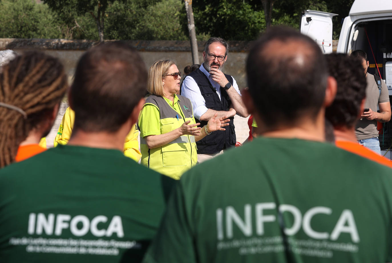 Fotos: así se dirige la lucha contra un incendio forestal en Córdoba