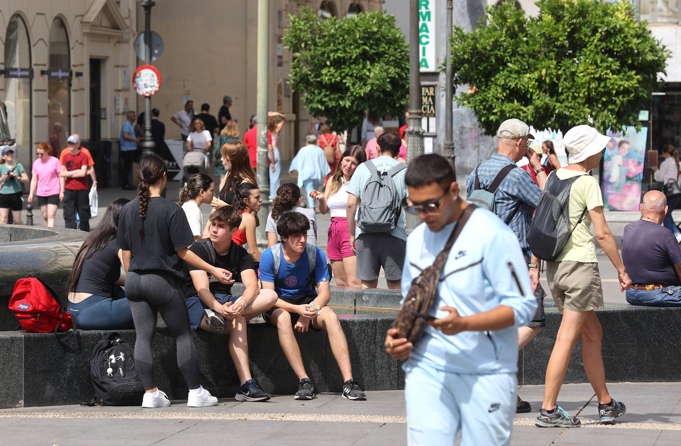 Fotos: la nueva plaza de Las Tendillas, al detalle tras cumplir 25 años