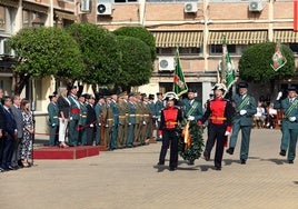 Tolón garantiza más recursos del Gobierno para  los 5.000 guardias civiles de la región