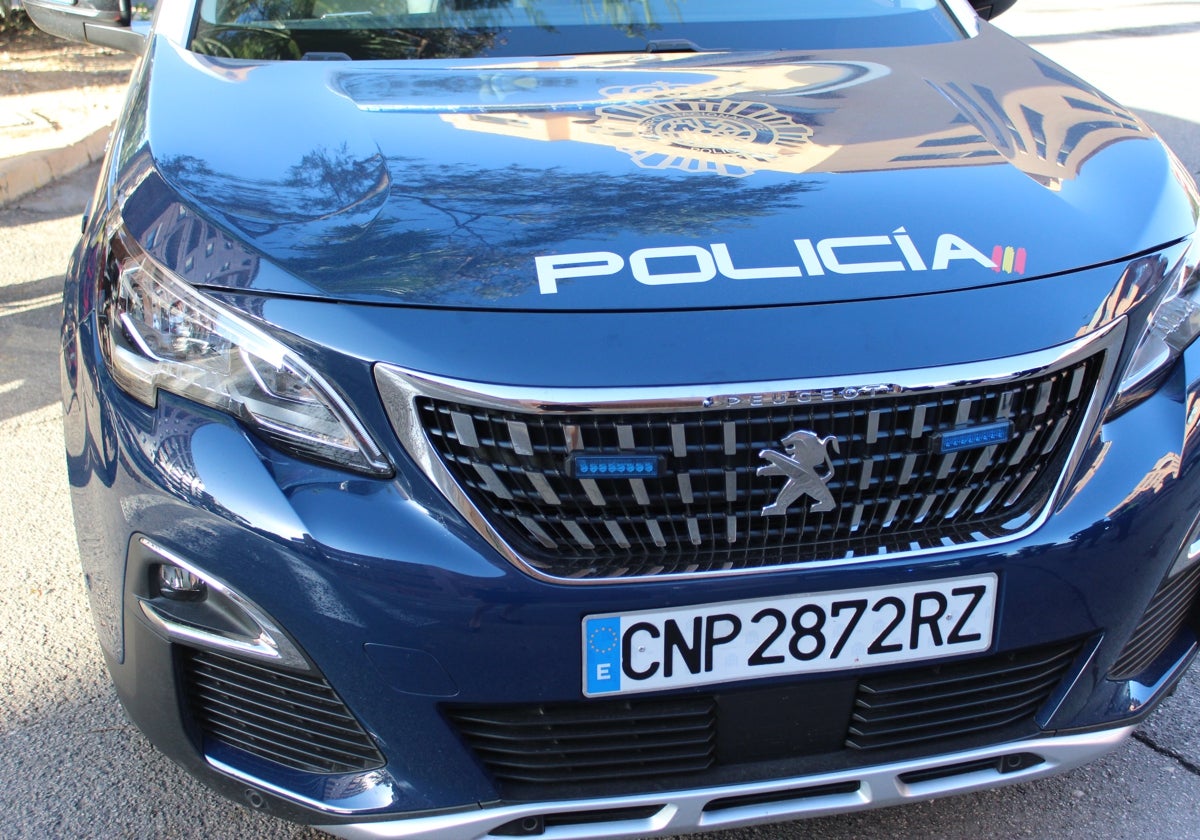 Imagen de archivo de un coche patrulla de la Policía Nacional