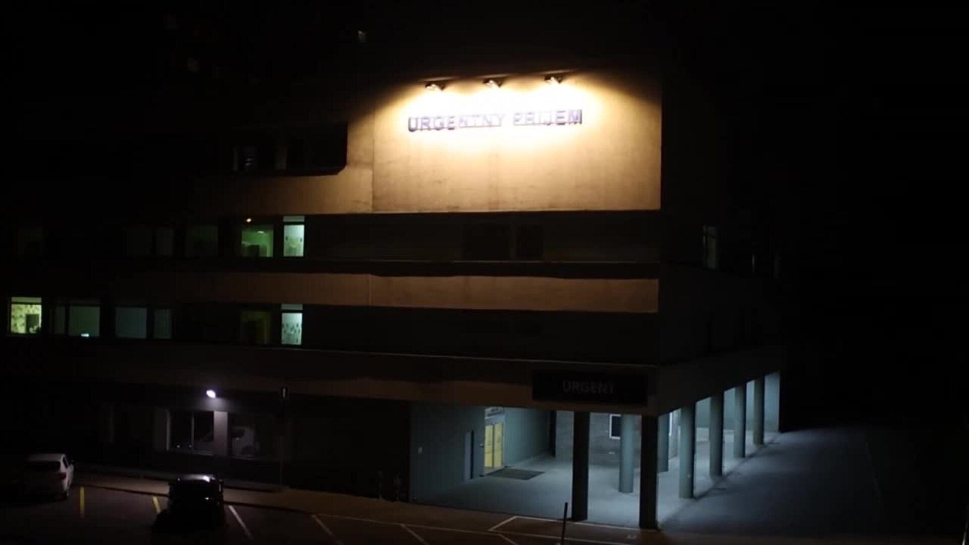 Fico ingresa en el Hospital Universitario Roosevelt en Banska Bystrica tras el ataque