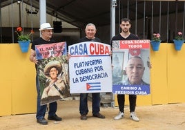 Feria de Córdoba: la Cuba disidente también monta caseta frente a la castrista de IU