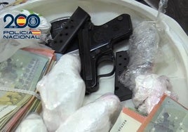 Desmantelados 15 narcopisos con droga y armas escondidas en los plafones de las luces