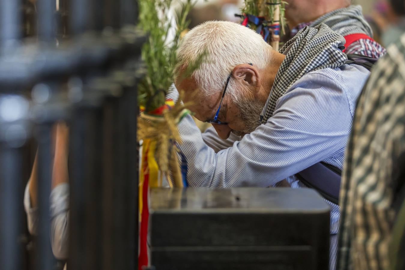 La presentación de las hermandades filiales ante la Blanca Paloma en el Rocío 2024