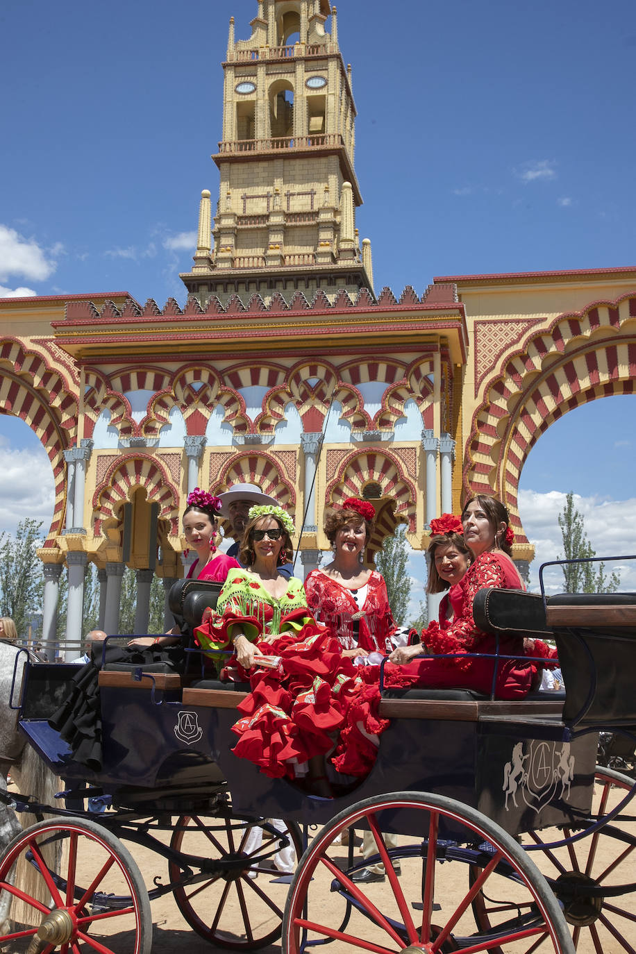 Fotos: El Arenal abarrotado en el primer sábado de la Feria de Córdoba