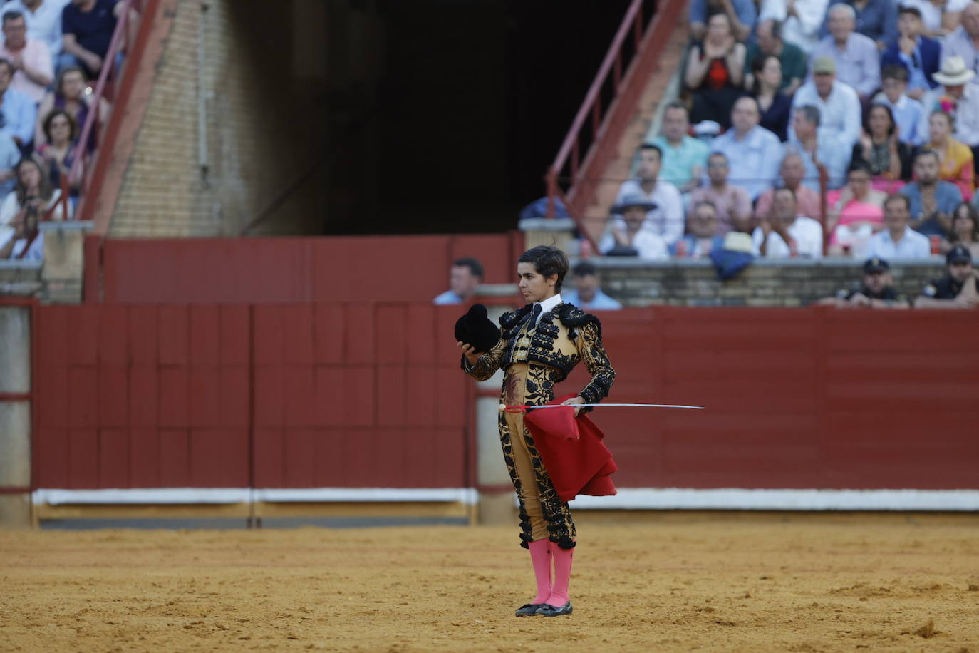 Fotos: los destellos de Ventura y Román en la primera corrida de Feria de Córdoba