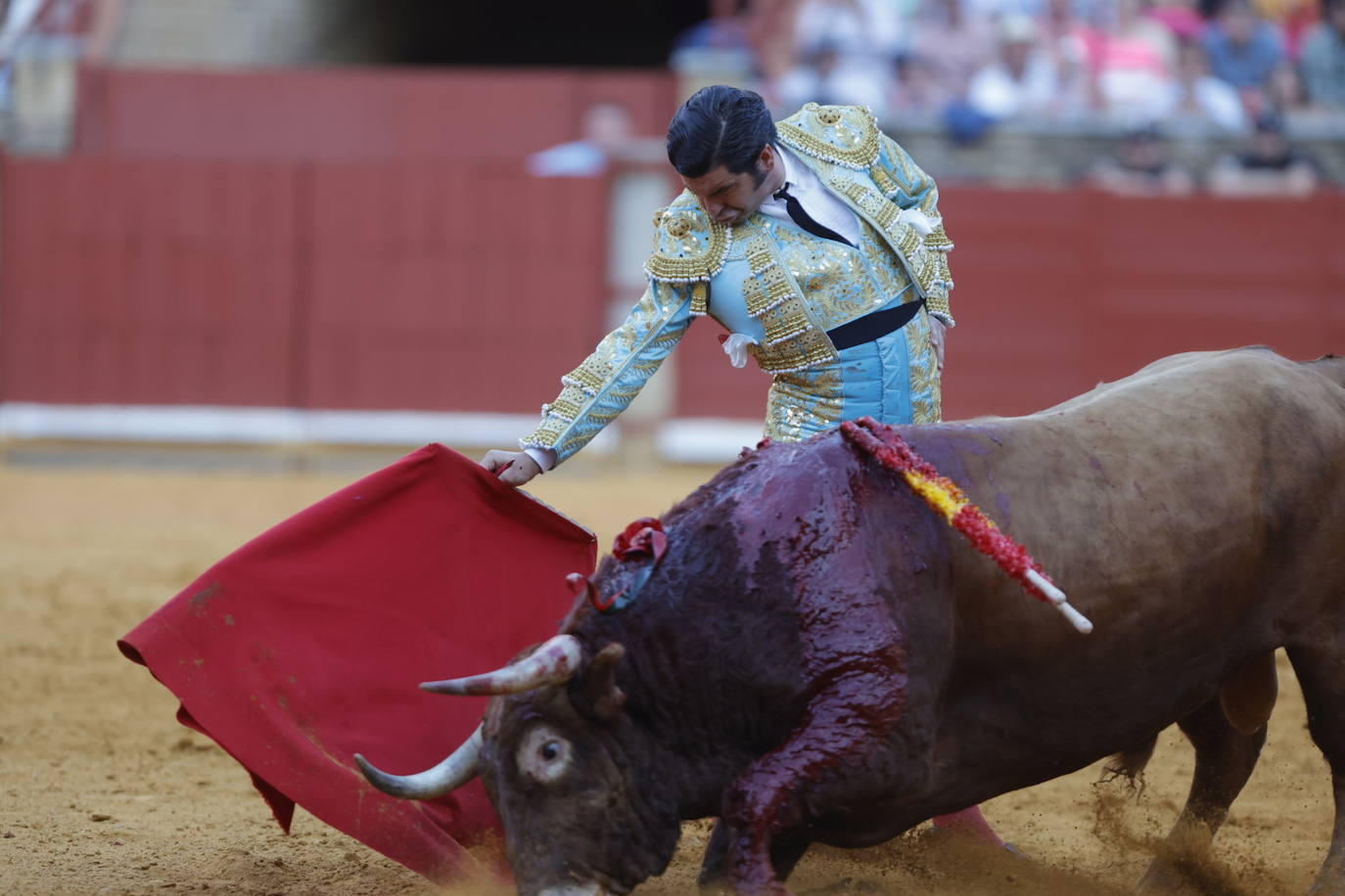 Fotos: los destellos de Ventura y Román en la primera corrida de Feria de Córdoba