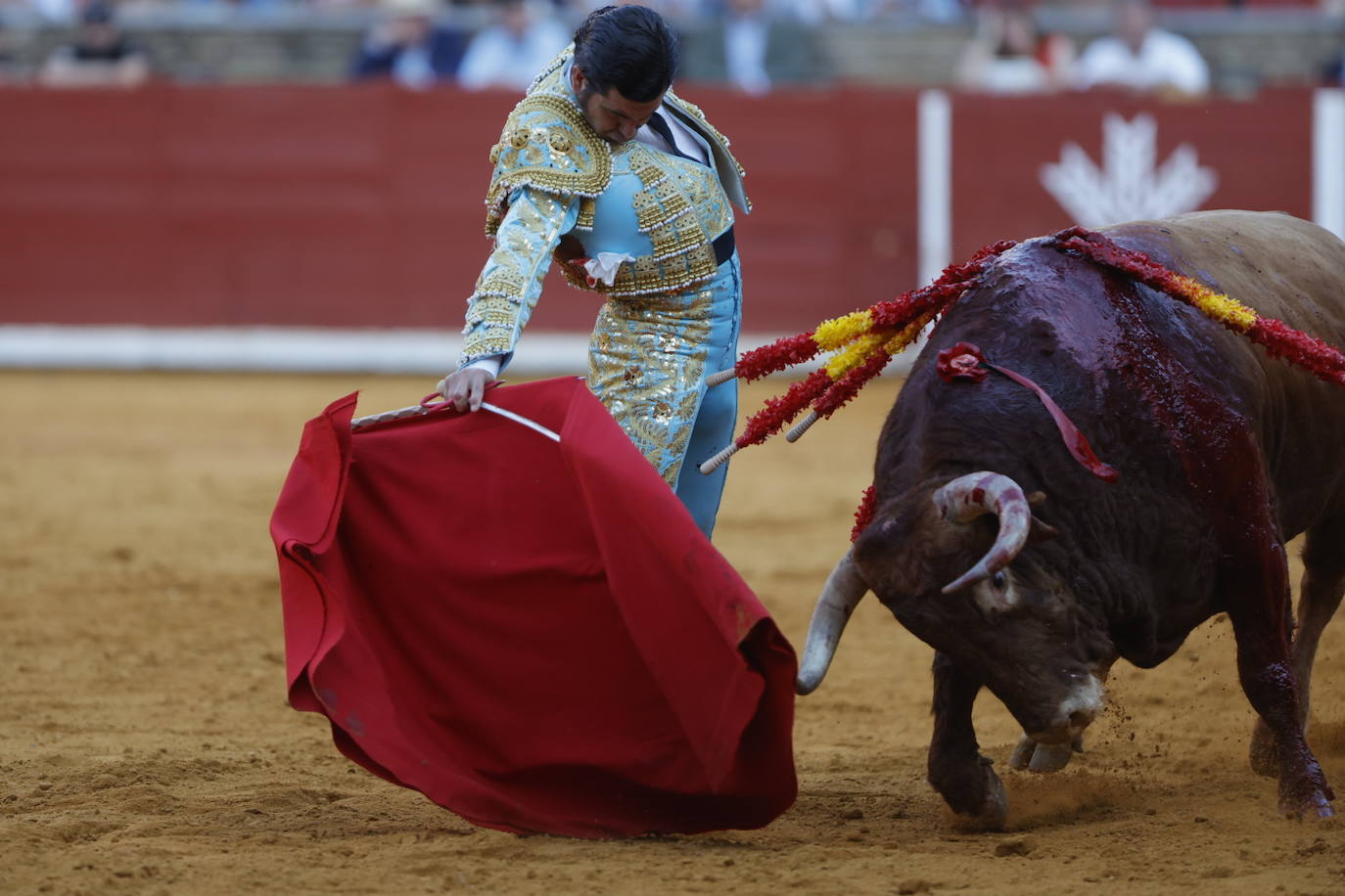 Fotos: los destellos de Ventura y Román en la primera corrida de Feria de Córdoba