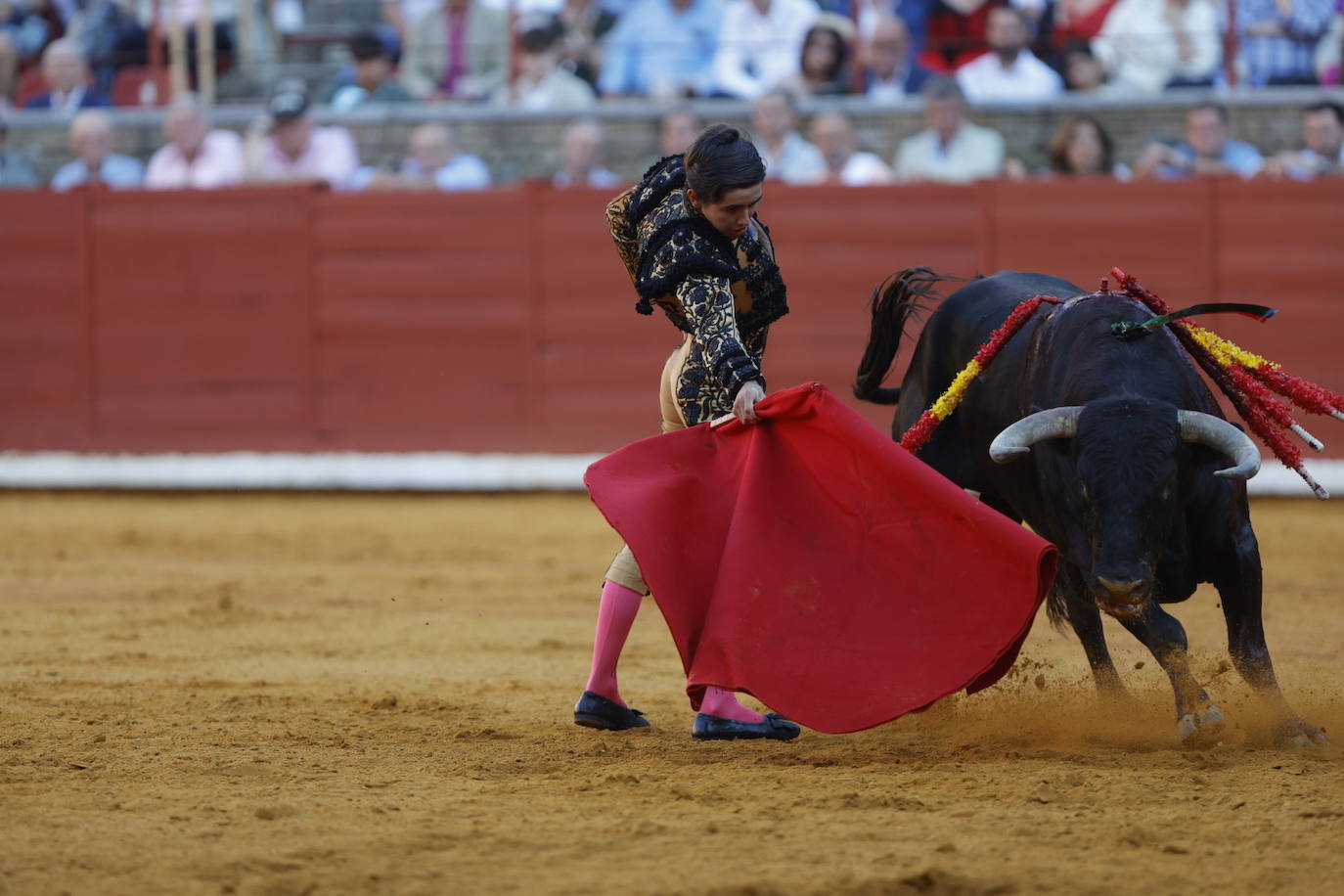 Fotos: los destellos de Ventura y Román en la primera corrida de Feria de Córdoba