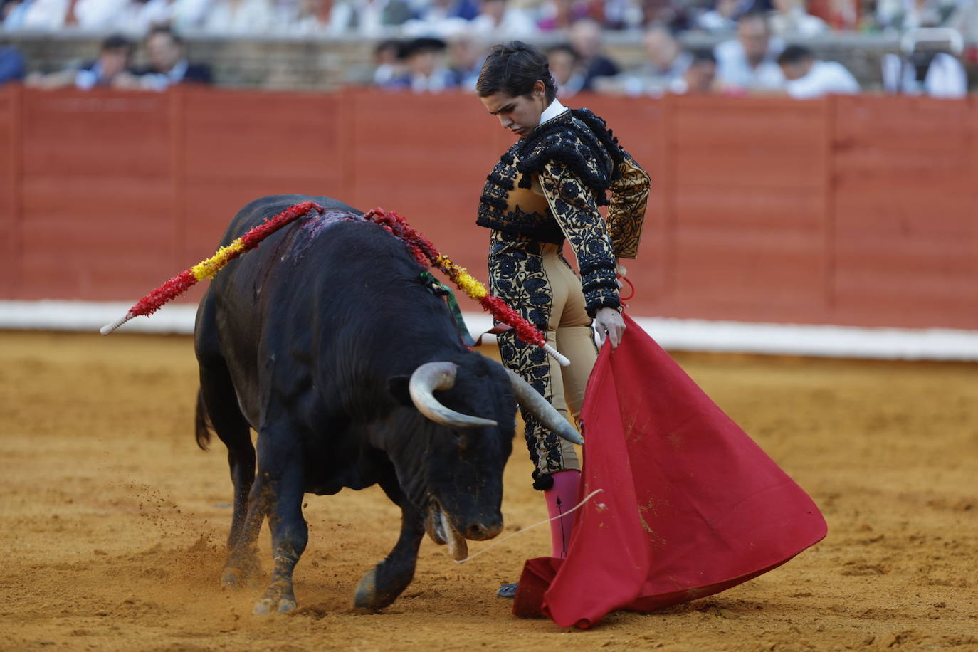Fotos: los destellos de Ventura y Román en la primera corrida de Feria de Córdoba