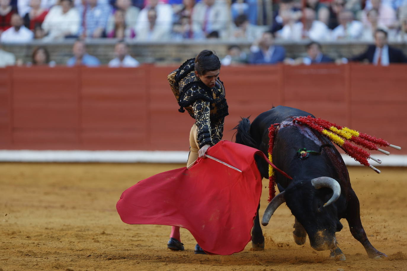 Fotos: los destellos de Ventura y Román en la primera corrida de Feria de Córdoba