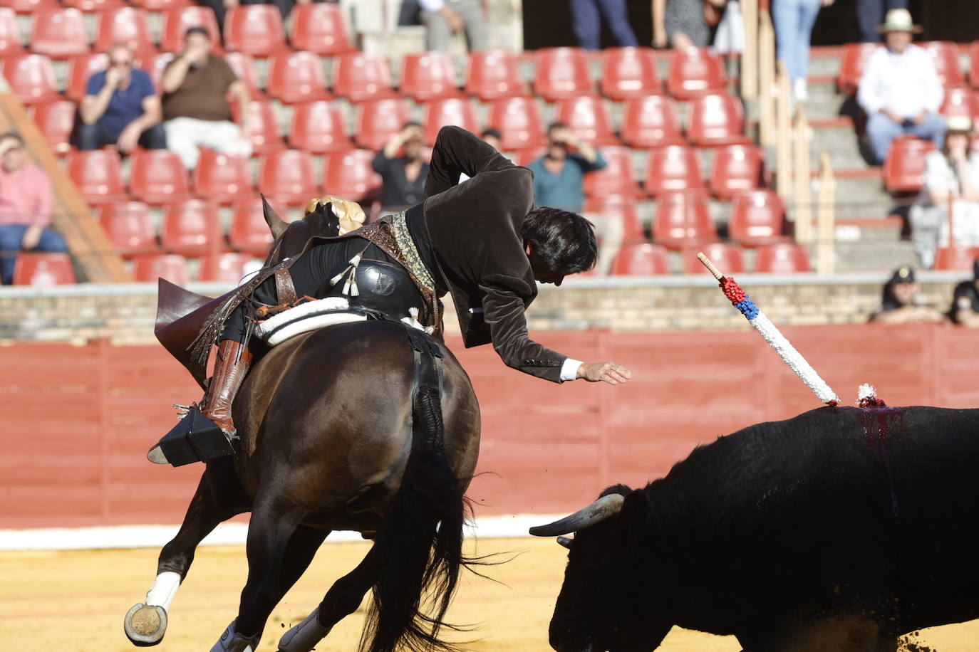 Fotos: los destellos de Ventura y Román en la primera corrida de Feria de Córdoba