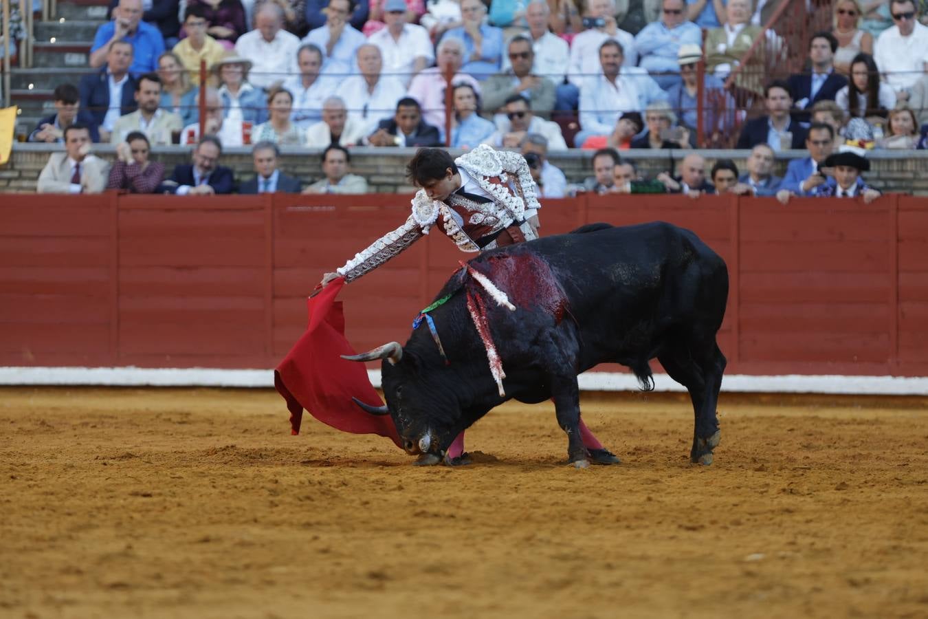 Fotos: el rotundo triunfo de Roca Rey en la última corrida de la Feria de Córdoba