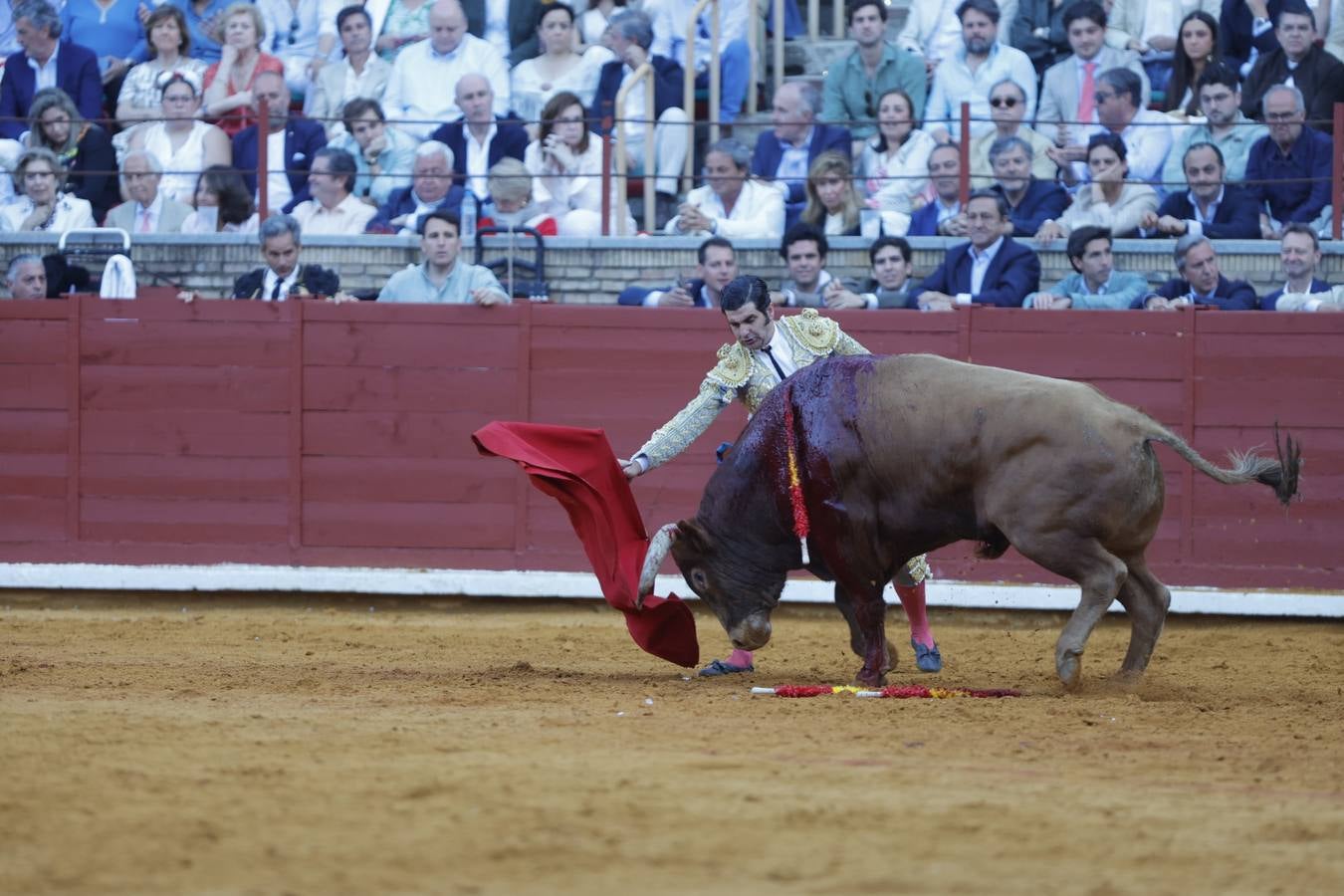 Fotos: el rotundo triunfo de Roca Rey en la última corrida de la Feria de Córdoba