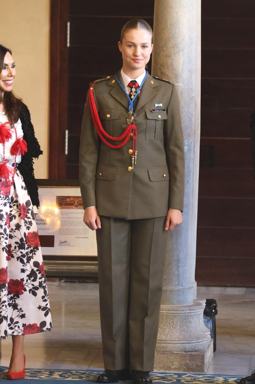 La Princesa Leonor recibe la Medalla de las Cortes de Aragón en el Palacio de la Aljafería