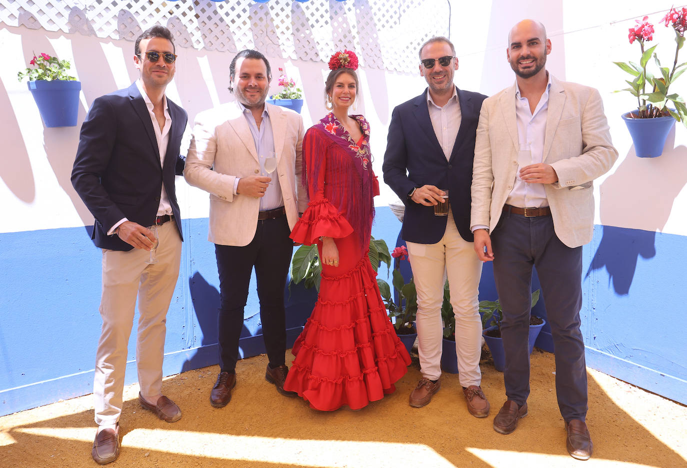 Las imágenes del ambiente en las casetas de este miércoles en la Feria de Córdoba (I)