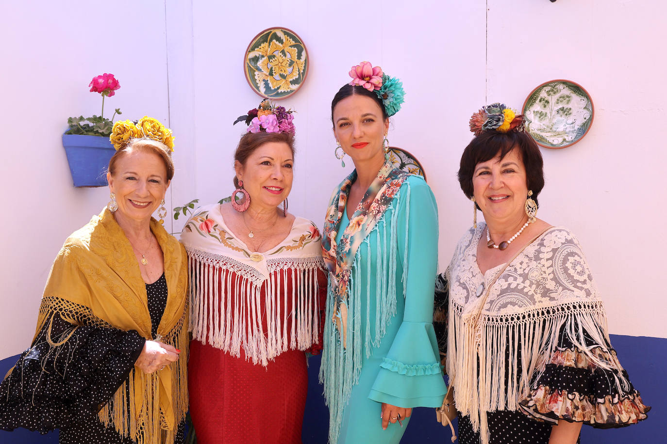 Las imágenes del ambiente en las casetas de este miércoles en la Feria de Córdoba (I)