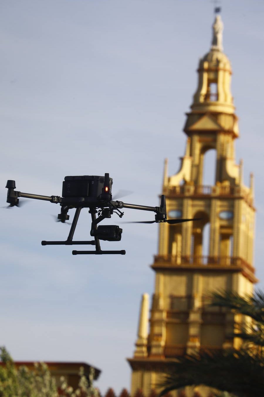 Fotos: La brillante exhibición de drones de la Policía Nacional en la Feria de Córdoba