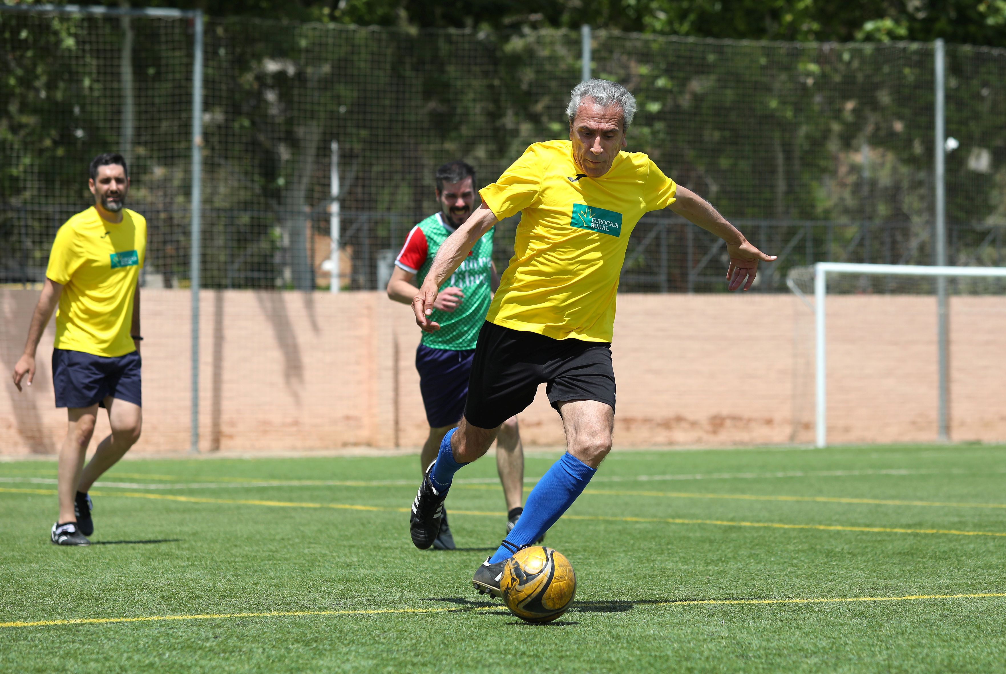 El delegado de ABC, Antonio González, en el equipo ganador, el de los Periodistas