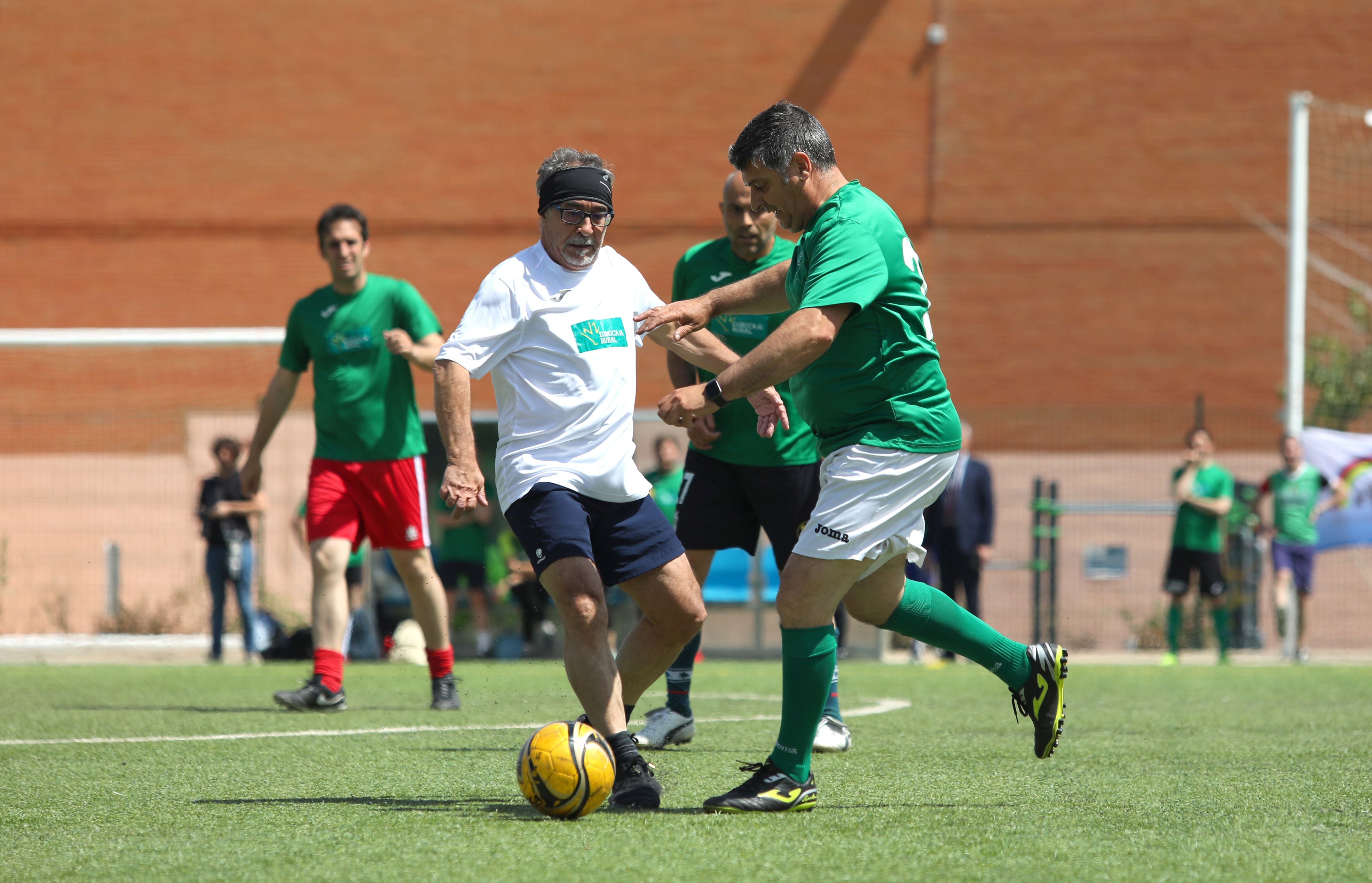 Los periodistas vencen el triangular benéfico de fútbol pre Corpus organizado por Europa Press