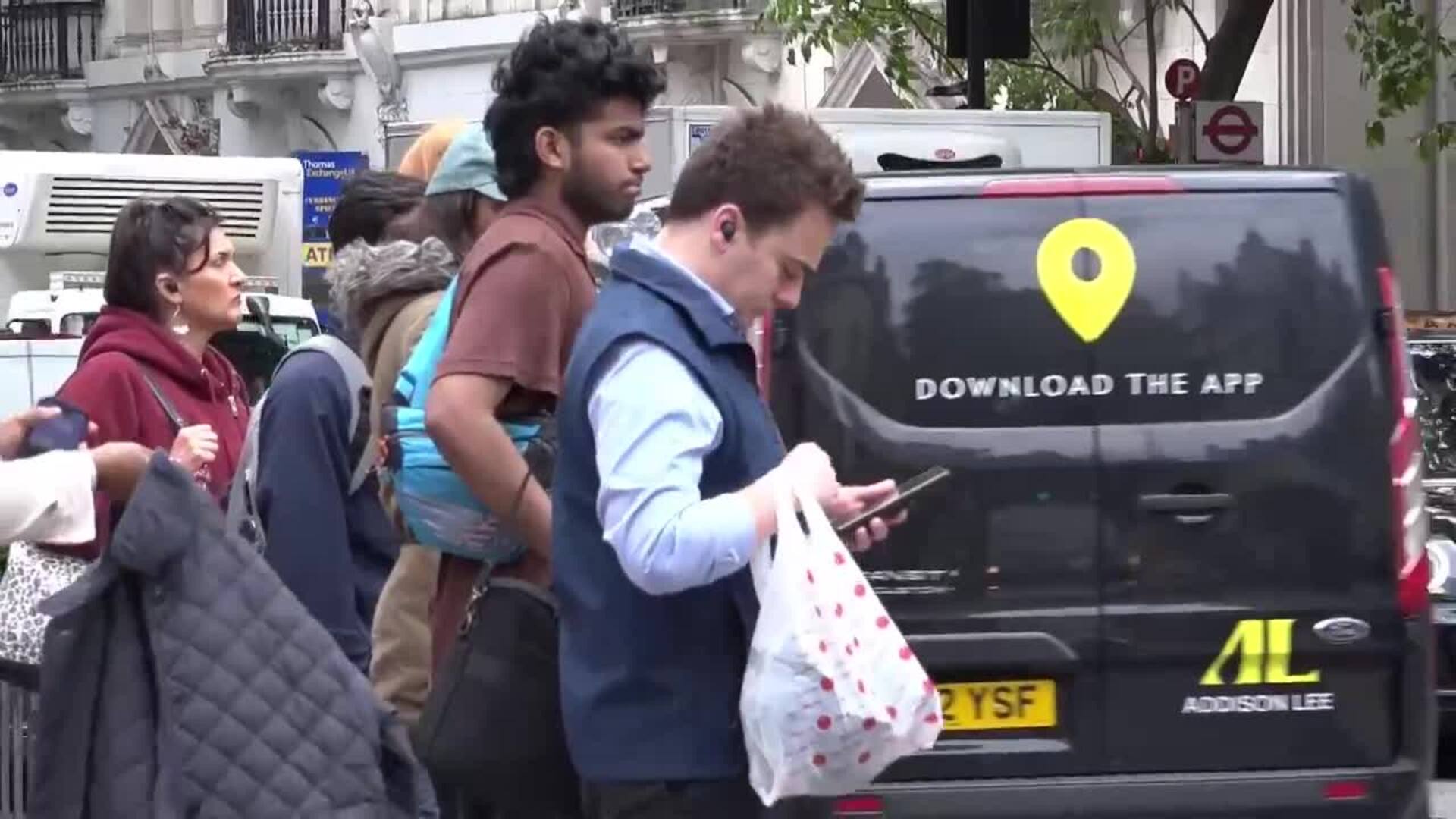 Sunak incide en la economía al iniciar su campaña frente al cambio que pide Starmer