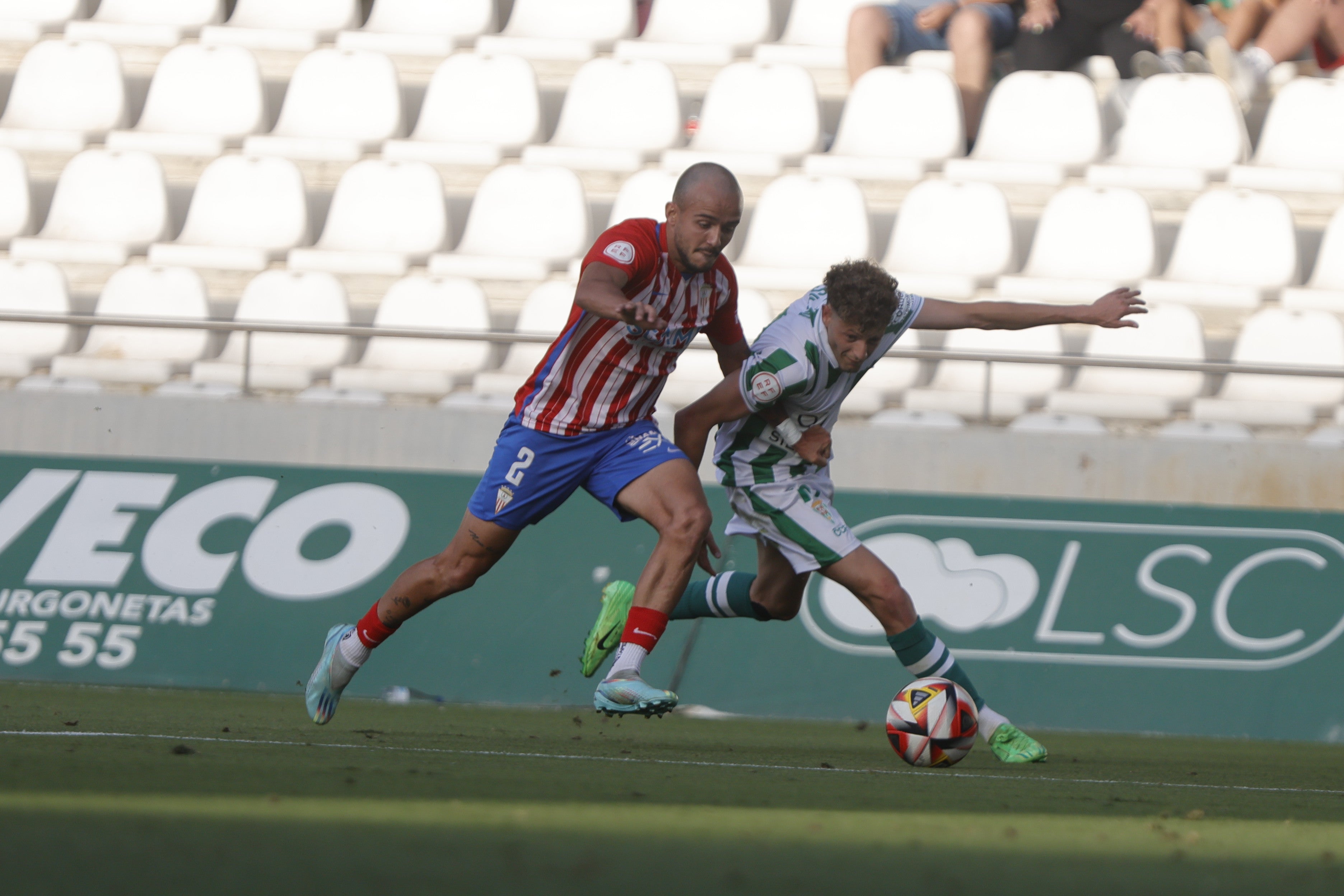 Fotos: la rápida victoria del Córdoba CF ante el Algeciras