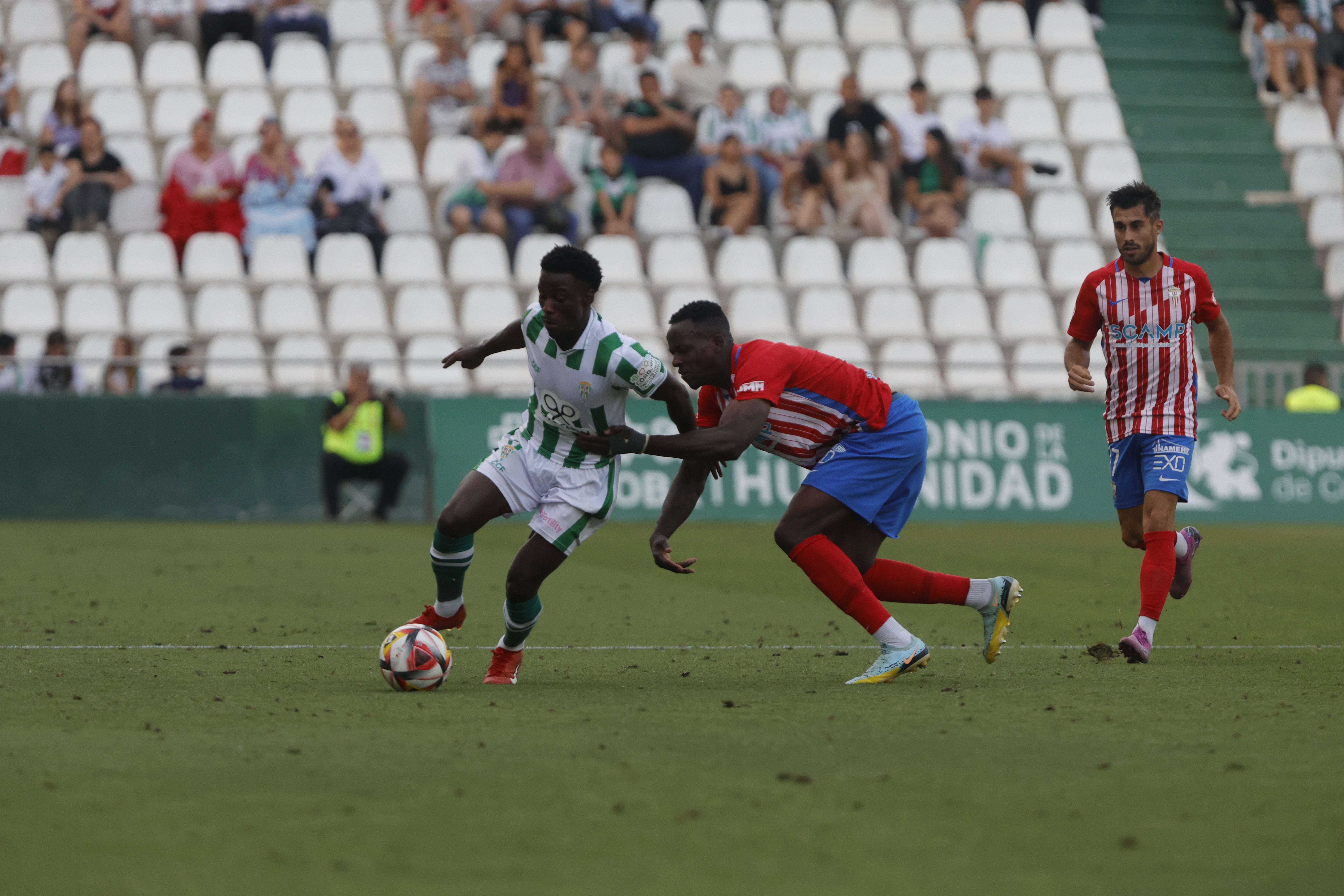 Fotos: la rápida victoria del Córdoba CF ante el Algeciras