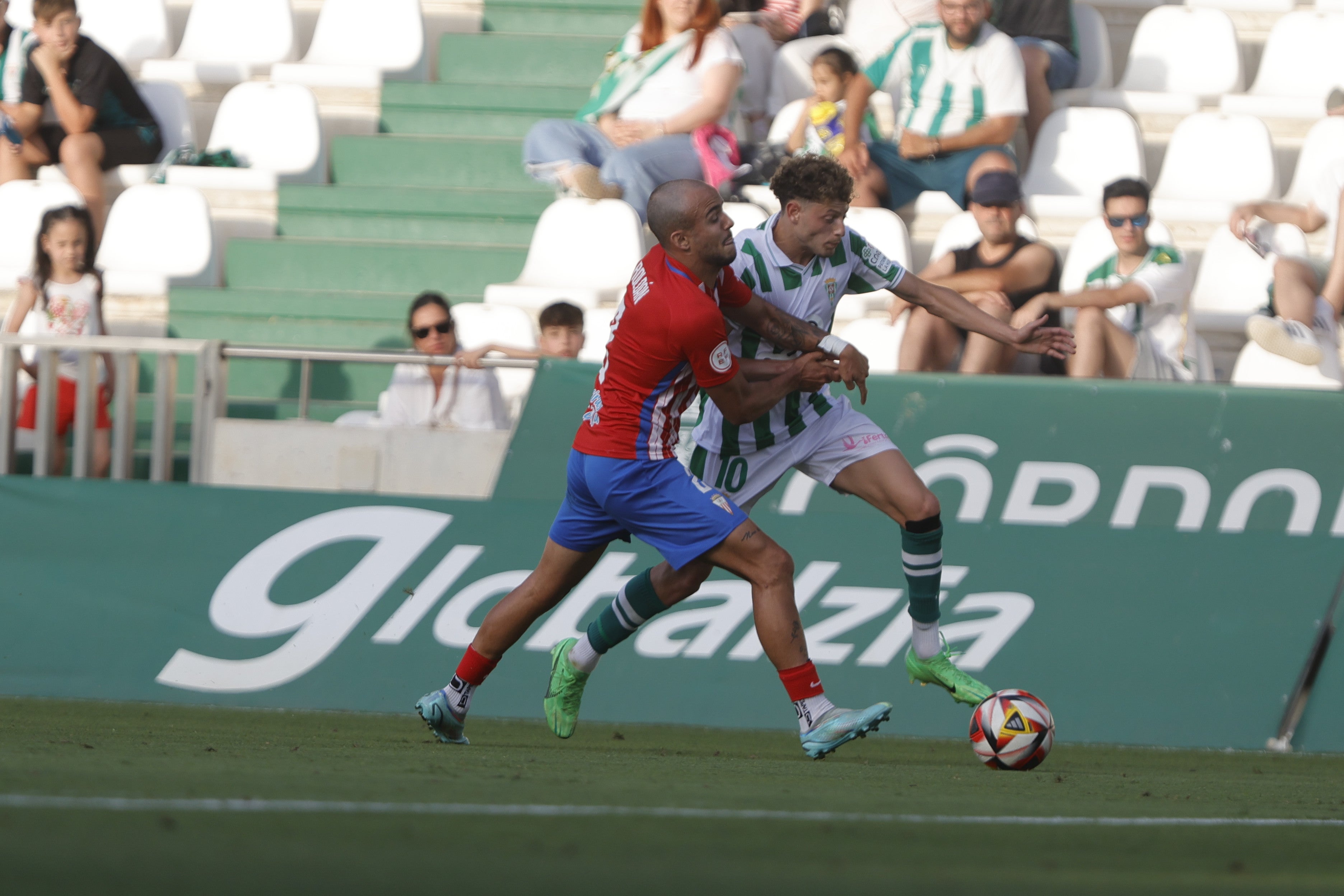Fotos: la rápida victoria del Córdoba CF ante el Algeciras