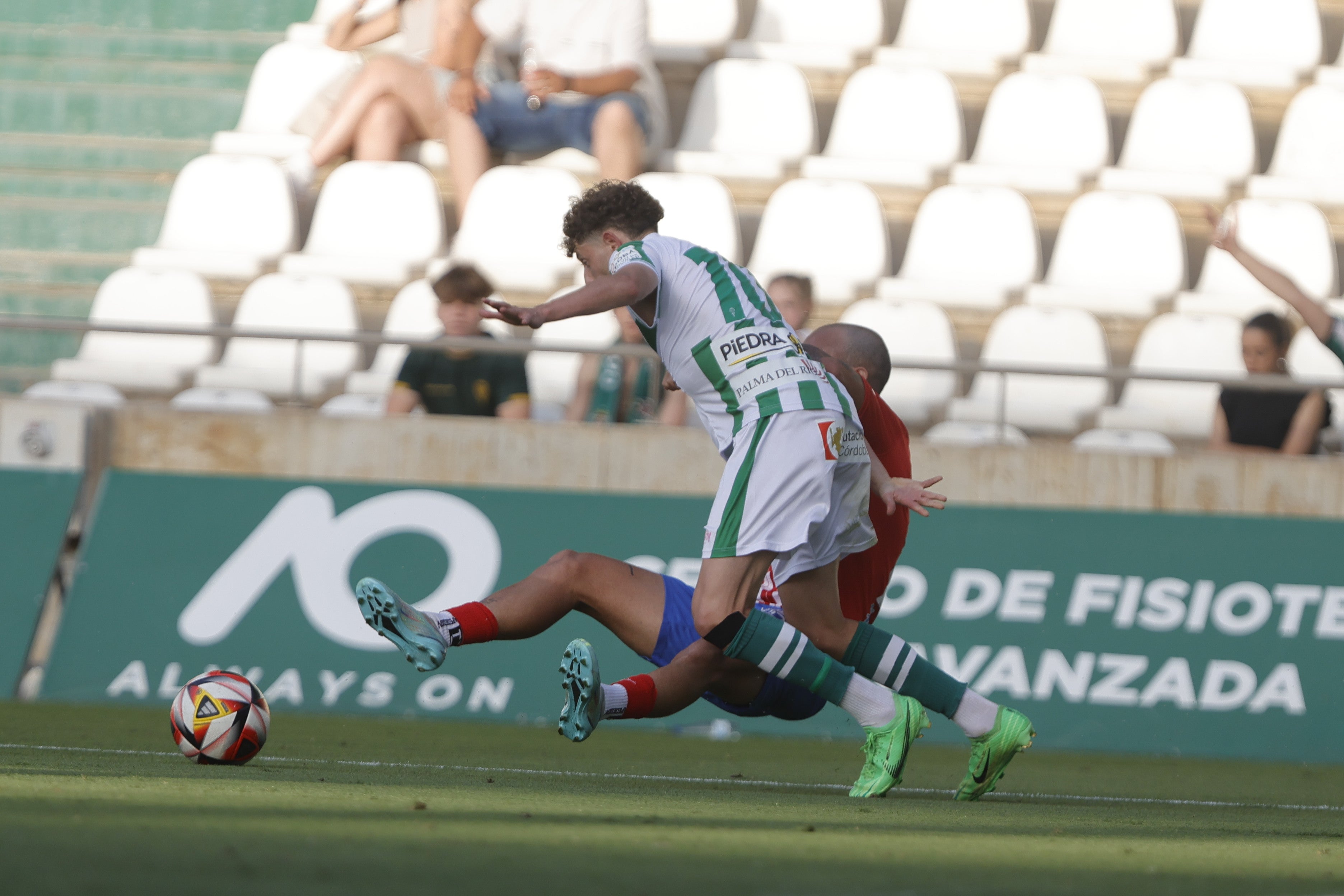 Fotos: la rápida victoria del Córdoba CF ante el Algeciras