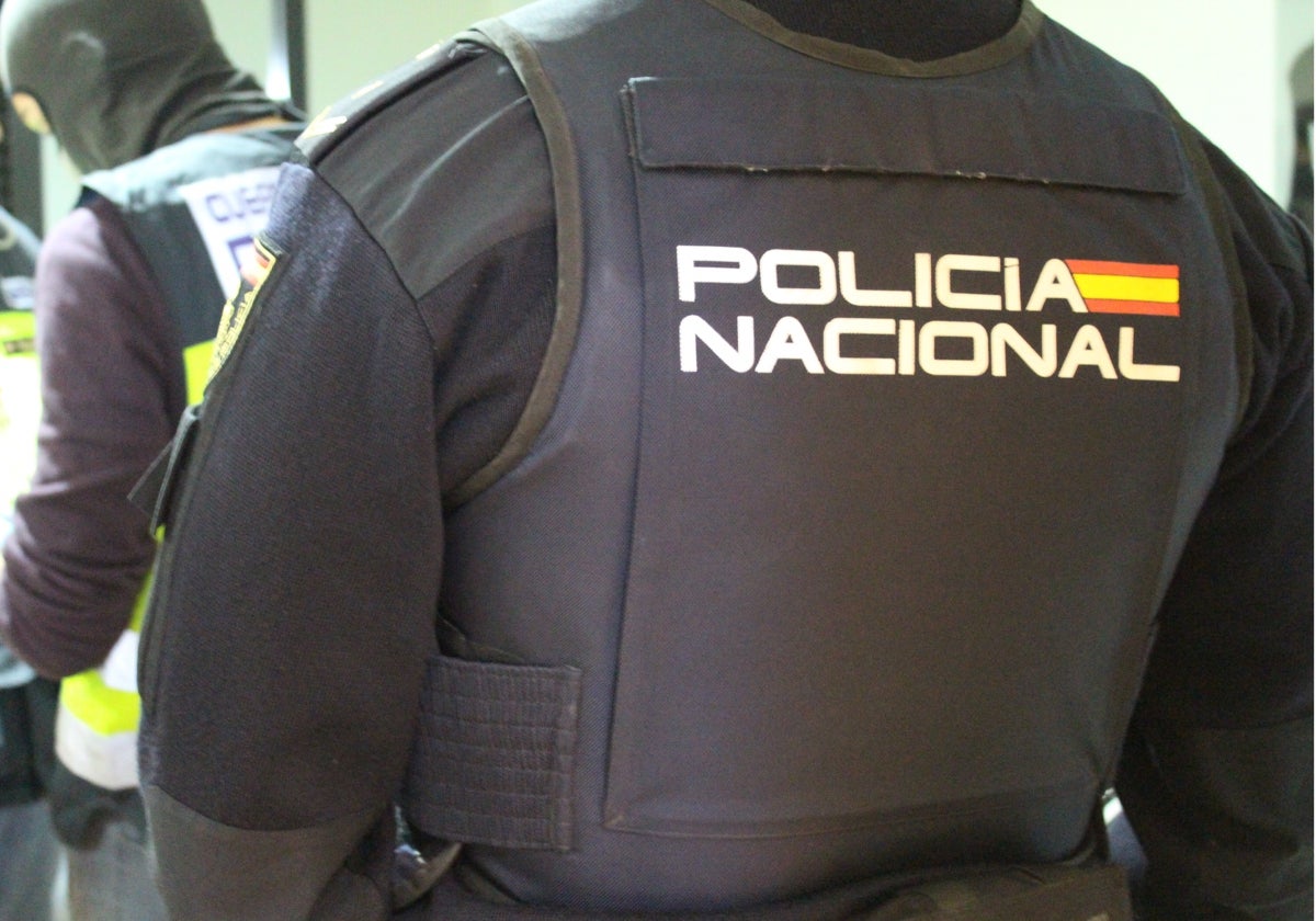 Agentes de la Policía Nacional.