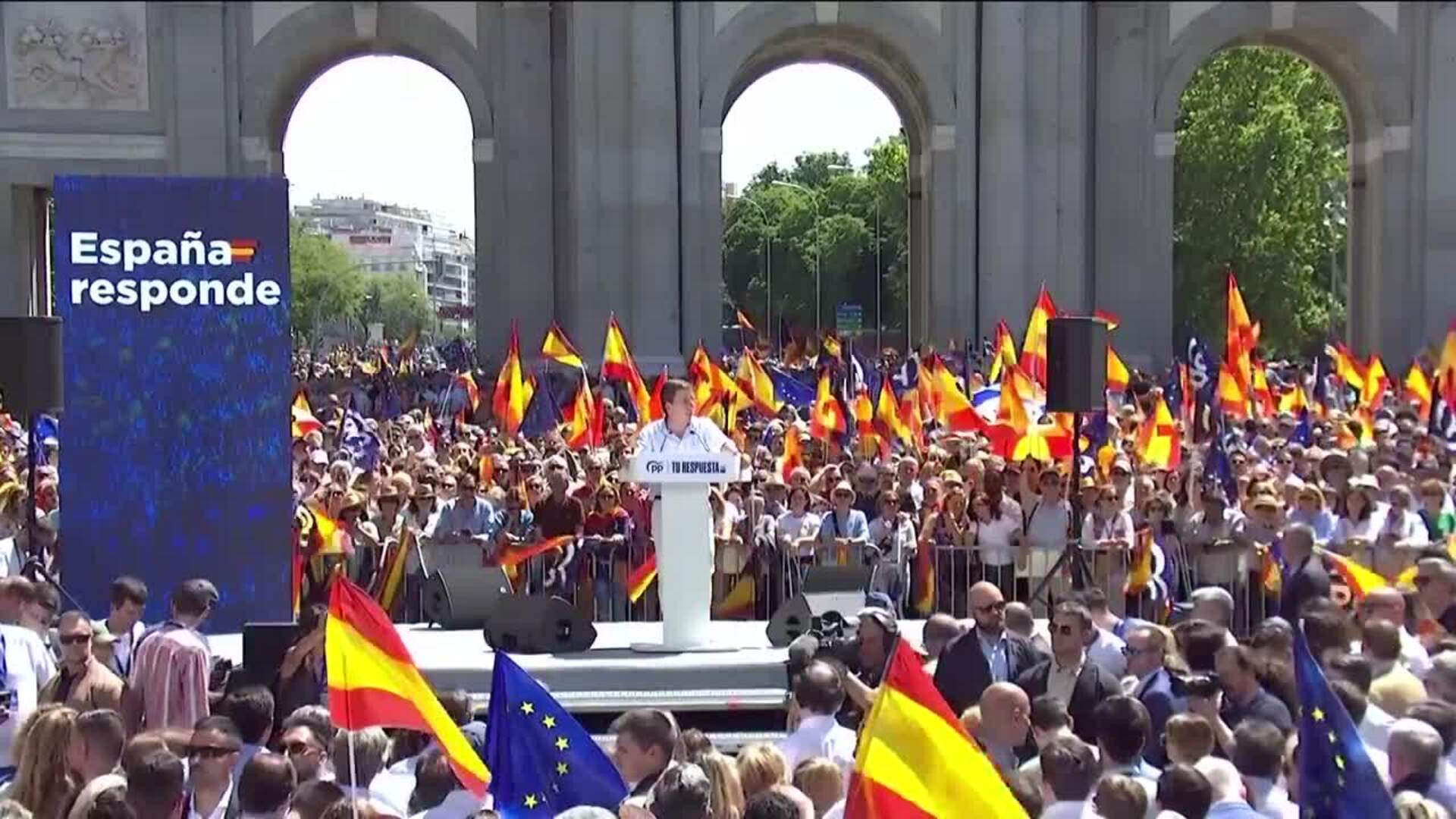 La manifestación del PP contra la ley de amnistía, en imágenes