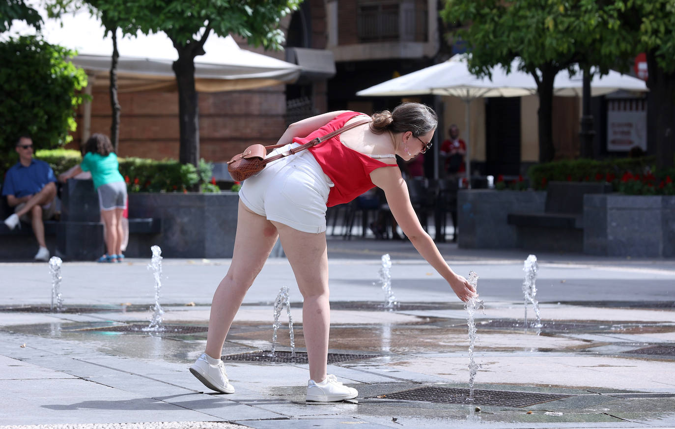 El primer arreón de calor de la temporada en Córdoba, en imágenes