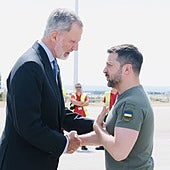 Felipe VI insta a Putin a «la retirada completa, inmediata e incondicional» de las tropas rusas de Ucrania