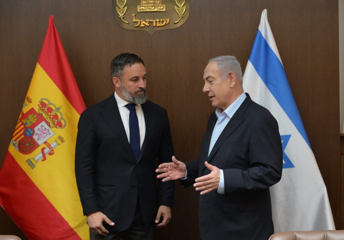 El presidente de Vox, Santiago Abascal, junto al presidente de Israel, Benjamin Netanyahu