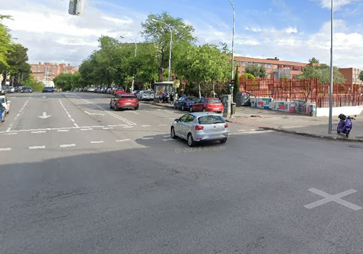 Imagen del cruce de las calles Vía Carpetana con Nuestra señora de Valvanera