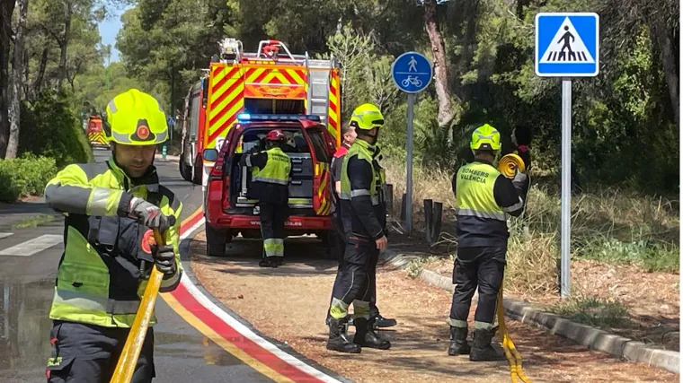 El Cuerpo de Bomberos de Valencia se prepara para la campaña estival de prevención de incendios de El Saler