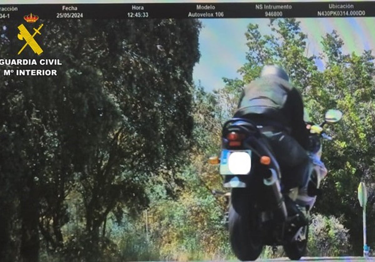 Investigado un motorista por conducir por la N-430 a 187 km/h en un tramo limitado a 90 en Ciudad Real