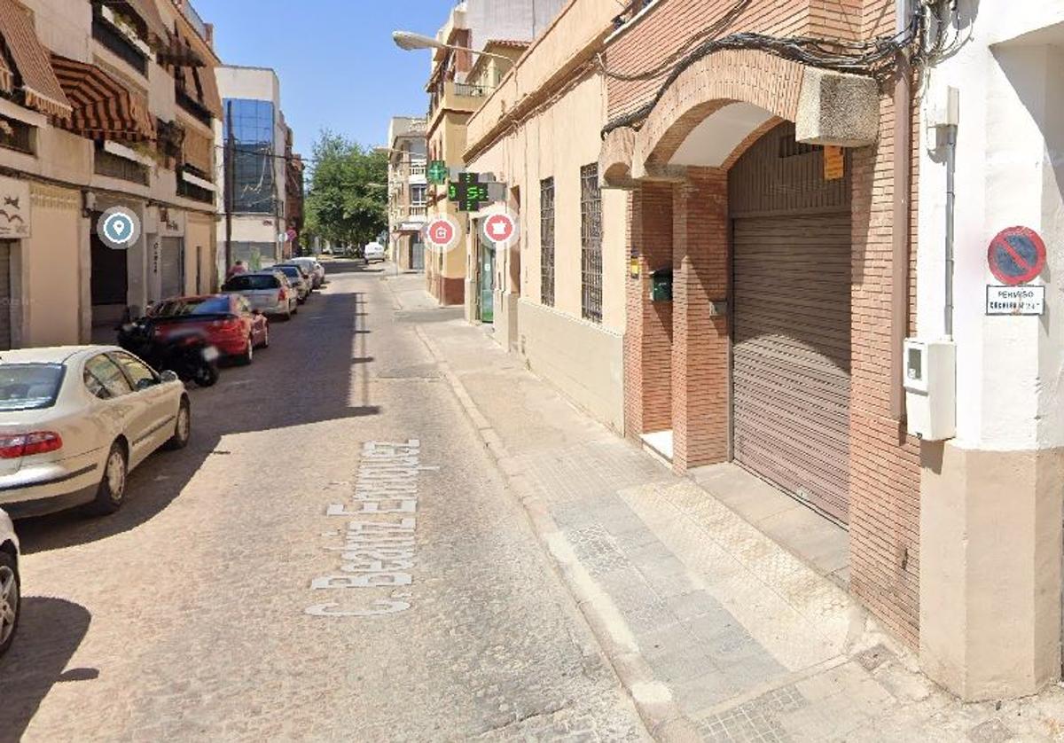 Calle Beatriz Enríquez, donde se ha producido el incendio