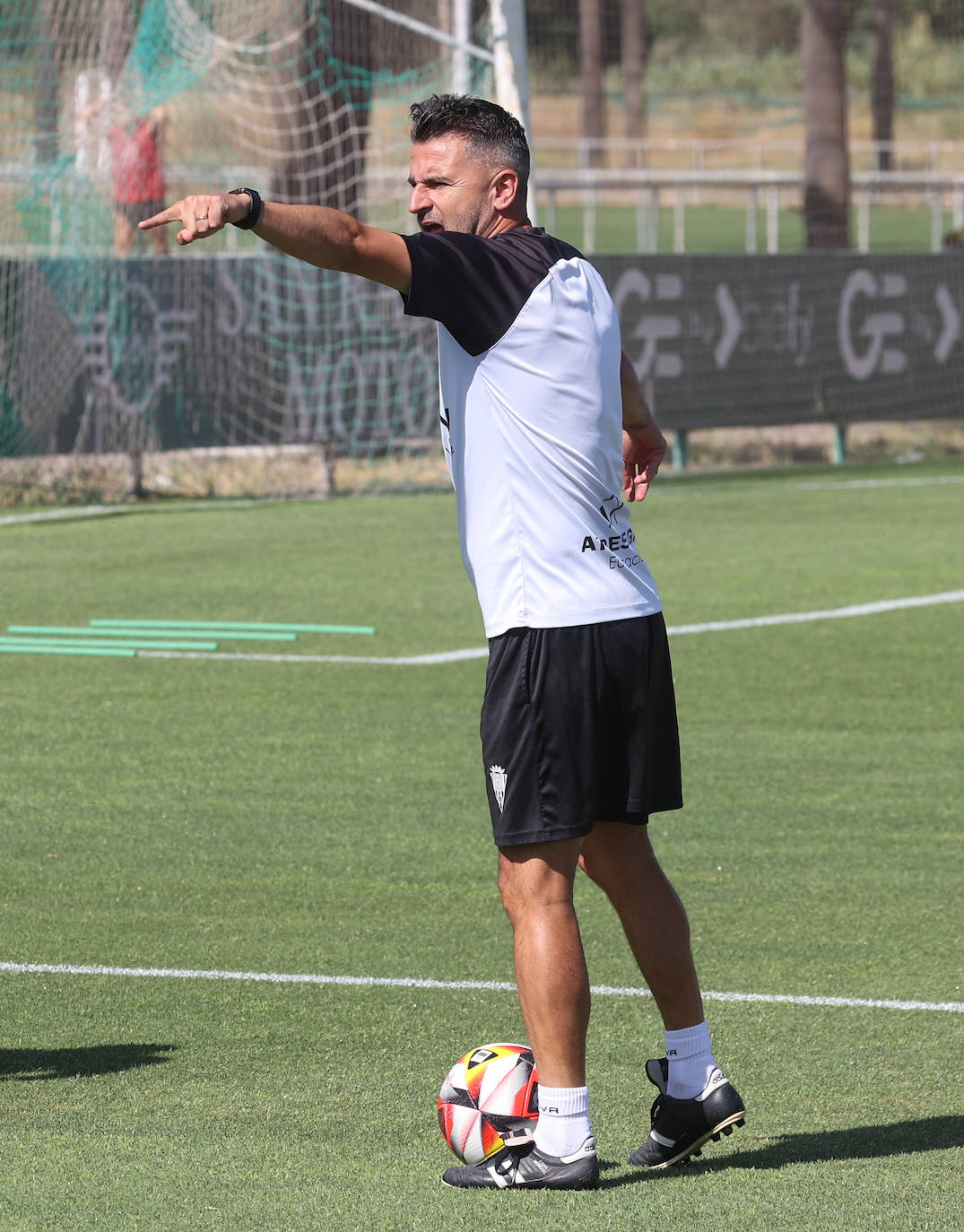 Fotos: el Córdoba CF prepara uno de los partidos de la temporada