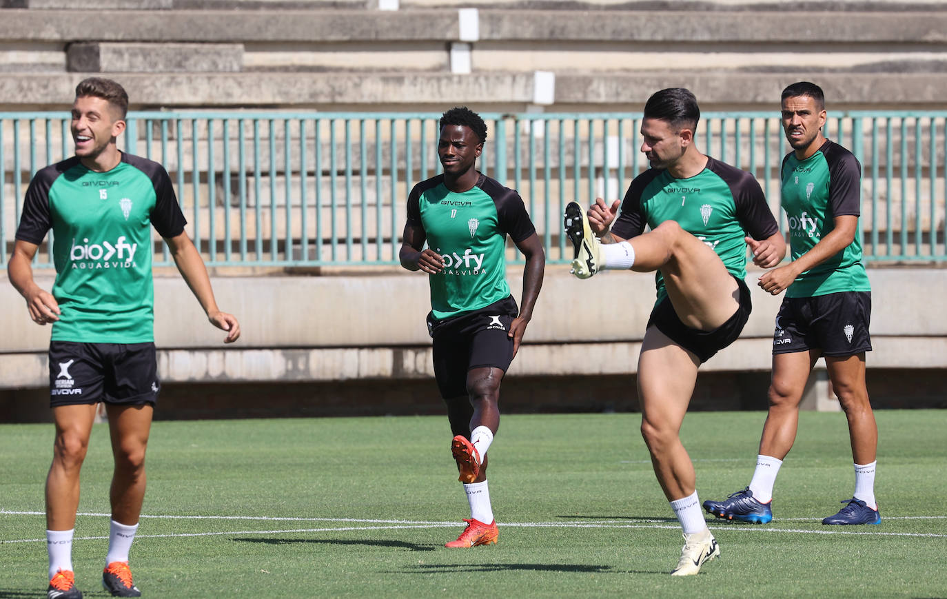 Fotos: el Córdoba CF prepara uno de los partidos de la temporada