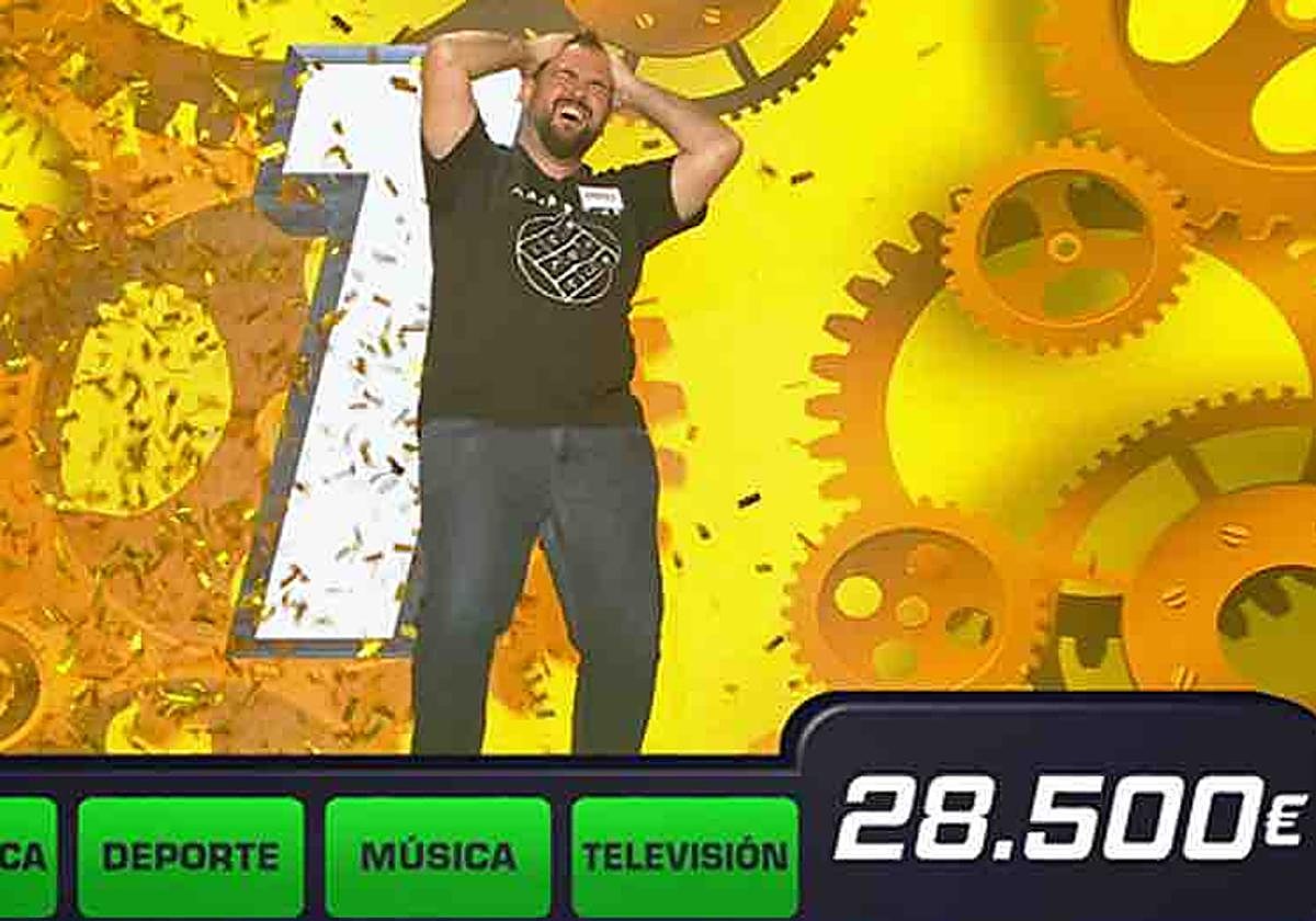 Ángel Mata, segundos después de acertar la pregunta con la que ganó el bote