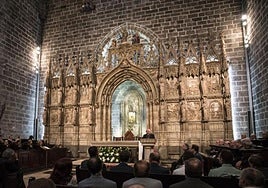 Borran el videoclip grabado sin permiso en la Catedral de Valencia y el rapero se disculpa: «No hago música para molestar»