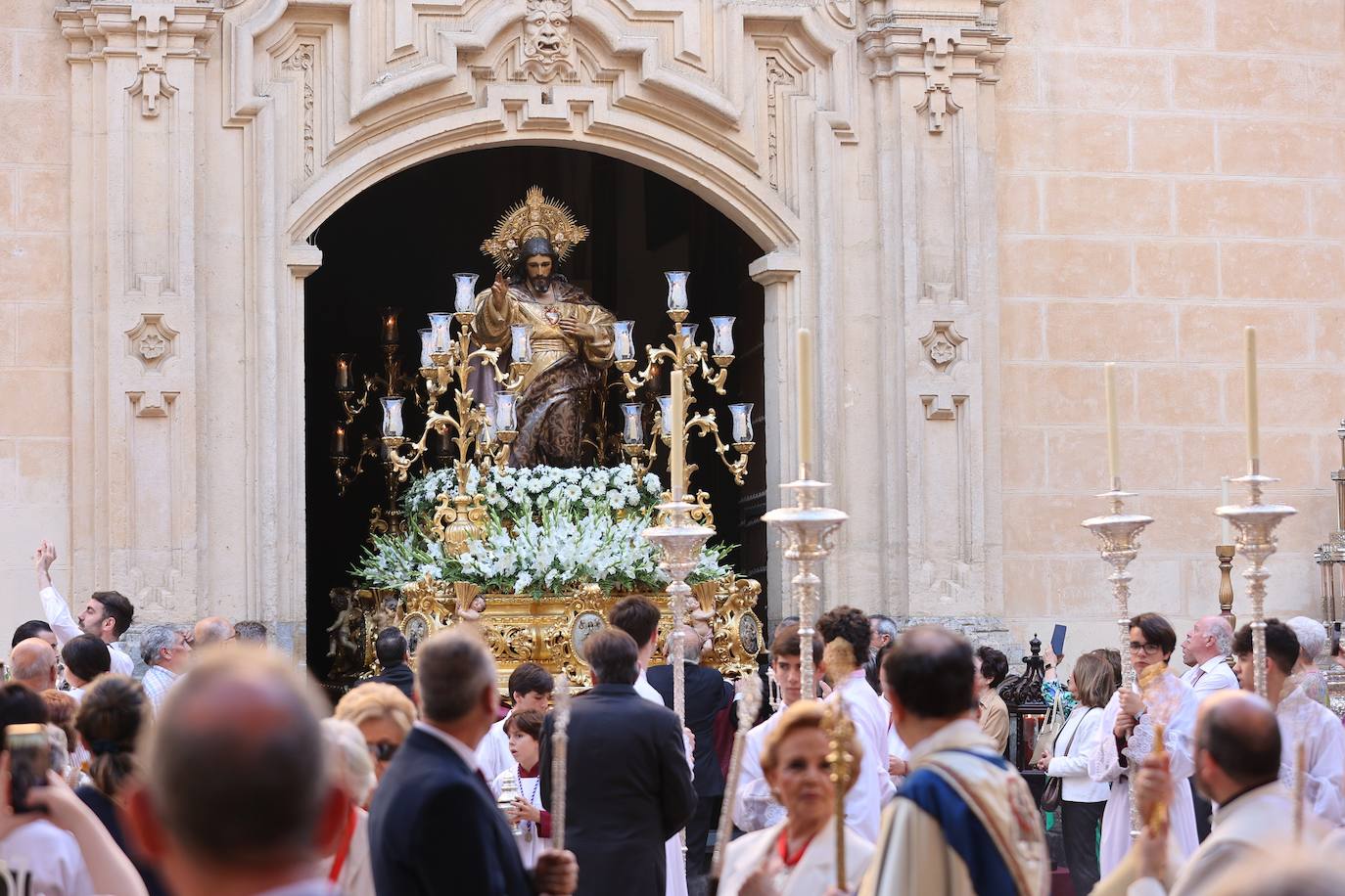 Fotos: la solemne procesión del Sagrado Corazón de Jesús en Córdoba
