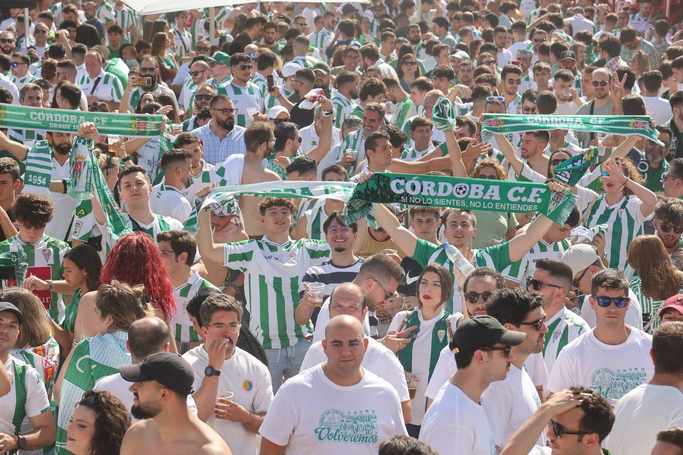 El ambiente del Córdoba-Ponferradina, en imágenes