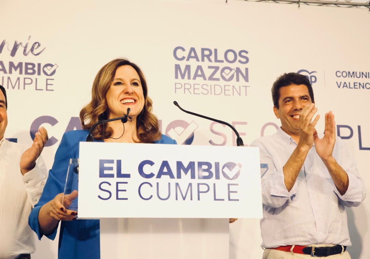 La alcaldesa de Valencia, María José Catalá, celebra los resultados del PP en las elecciones europeas