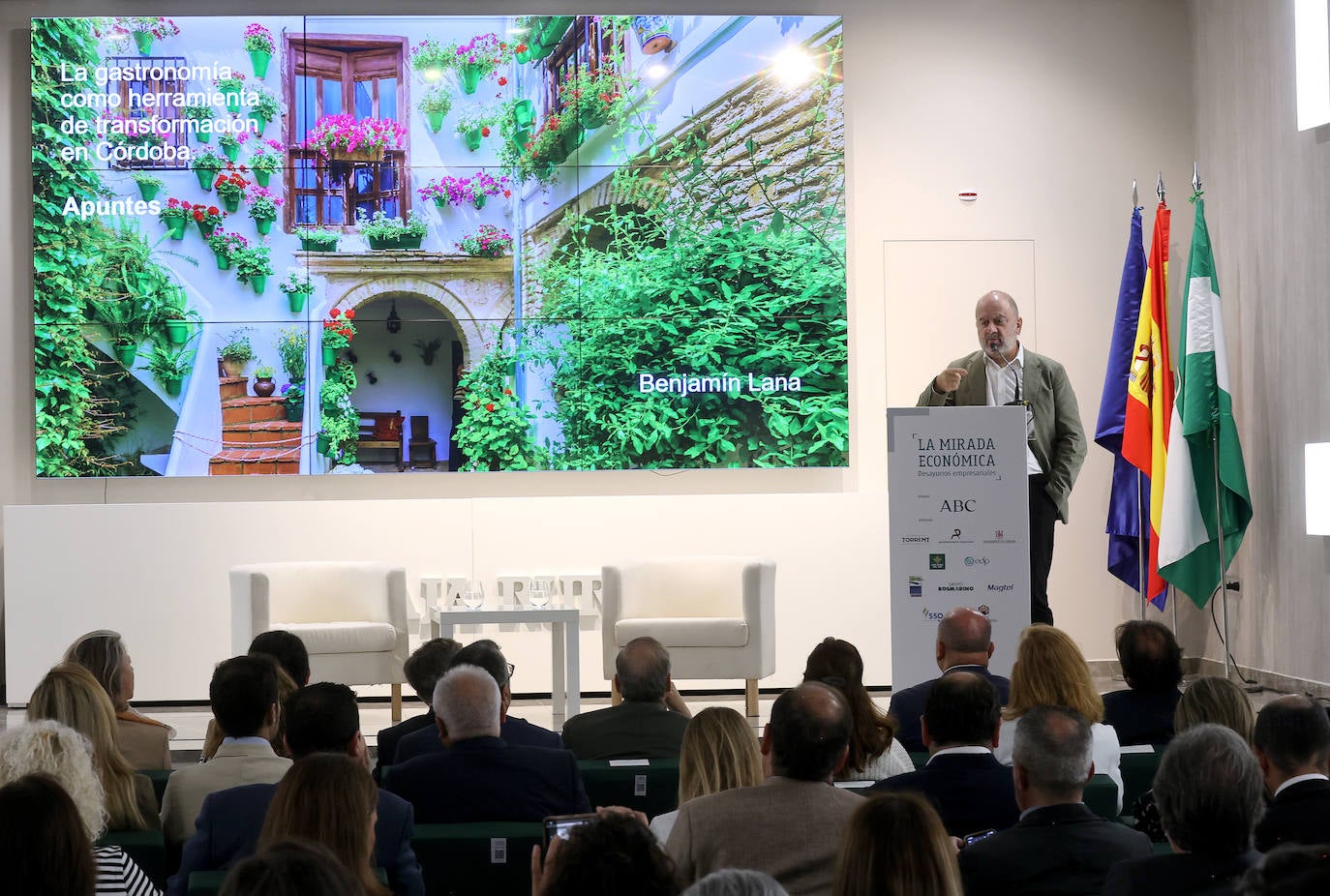 Las imágenes de Benjamín Lana en el ciclo La Mirada Económica de ABC Córdoba